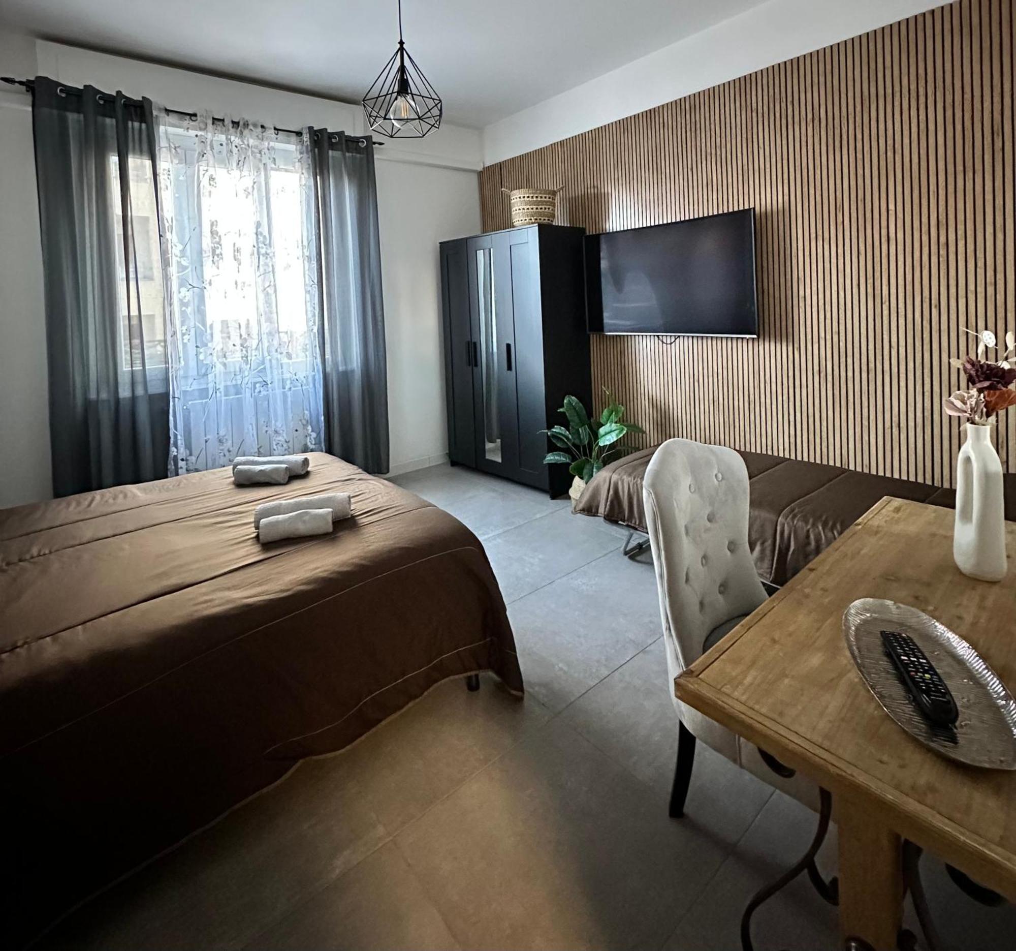 Appartamento Dolce Vita - Free Parking Como Kültér fotó